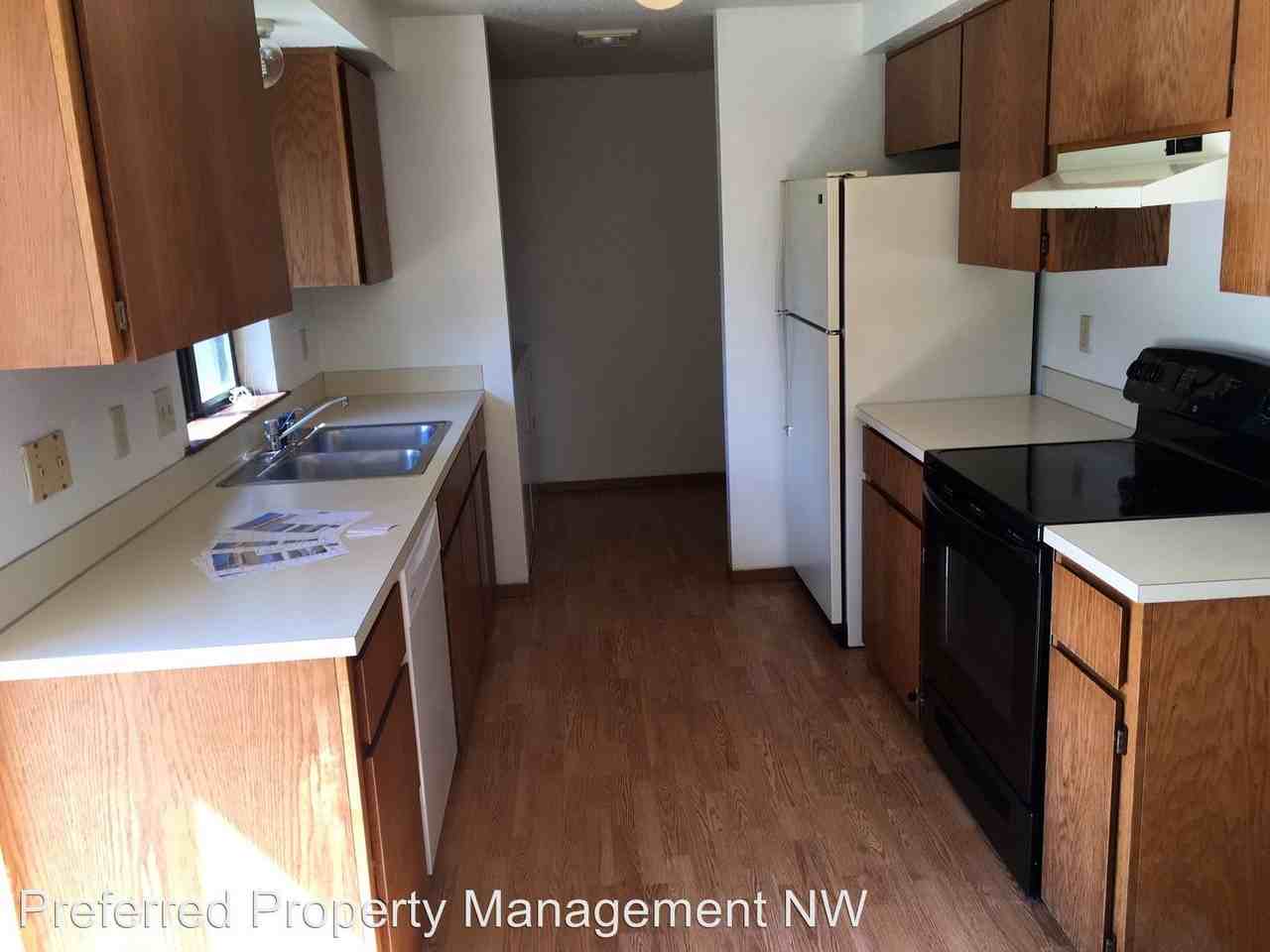 558 E Marine View Dr - Photo 3 of 17