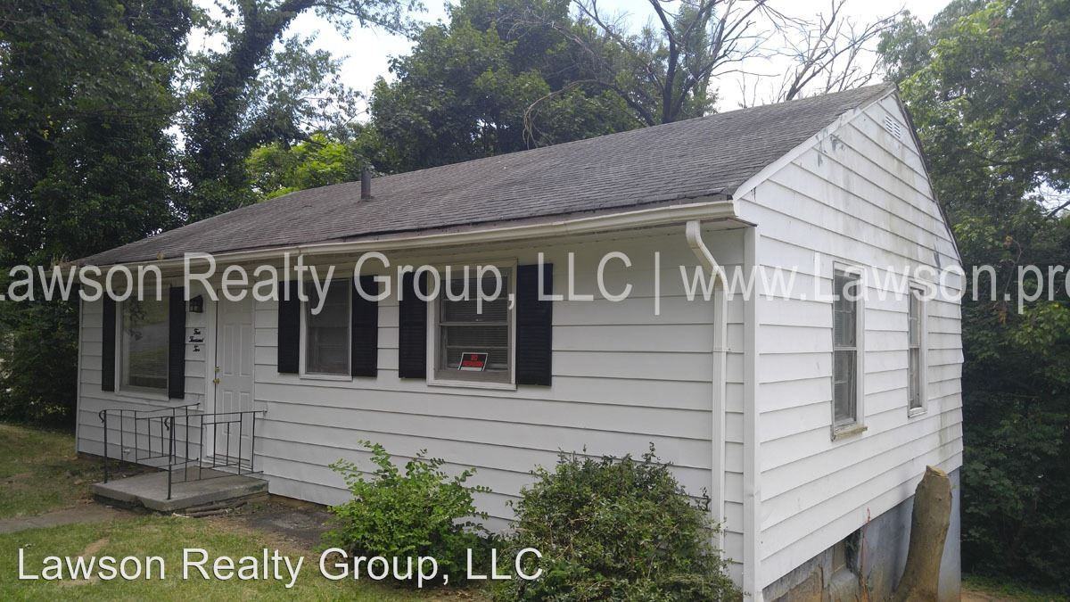 4002 Virginia Ave NW - Photo 2 of 13