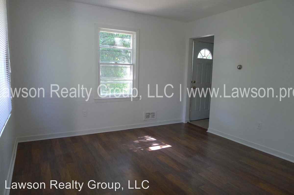 4002 Virginia Ave NW - Photo 3 of 13