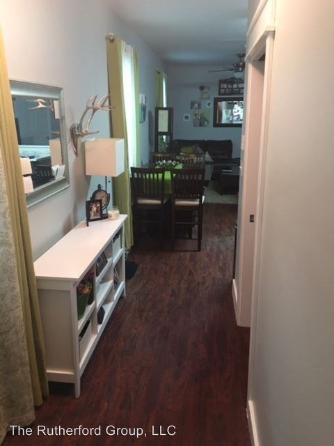 1015 Graham St - Photo 3 of 12