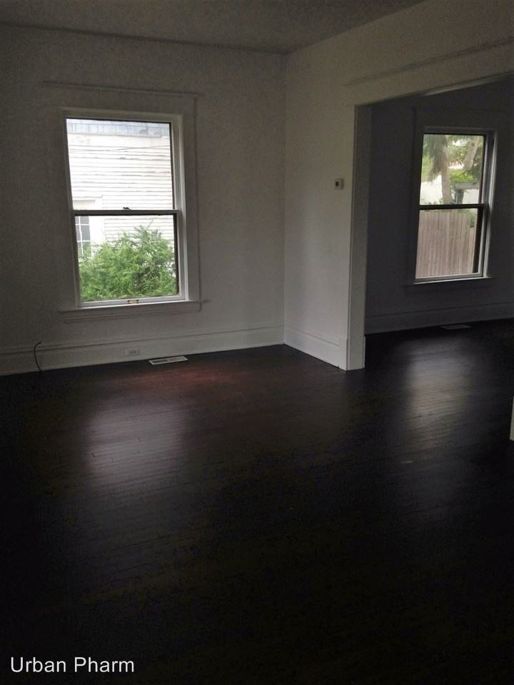 16 Arthur Ave NE - Photo 3 of 12