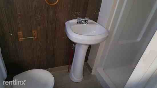 1710 Ashland Ave - Photo 3 of 5