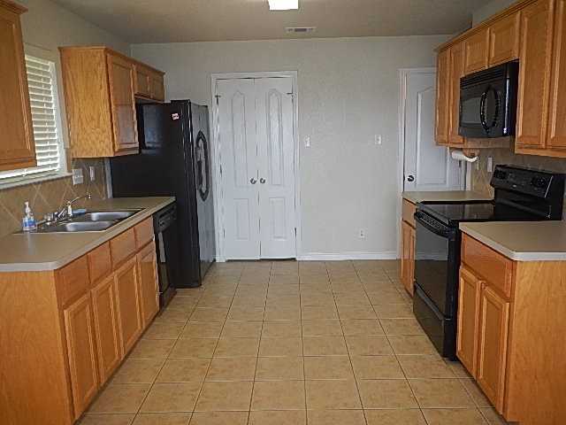 404 Rowdy Dr - Photo 3 of 11