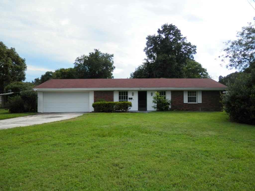 795 Shady Ln - Photo 2 of 13