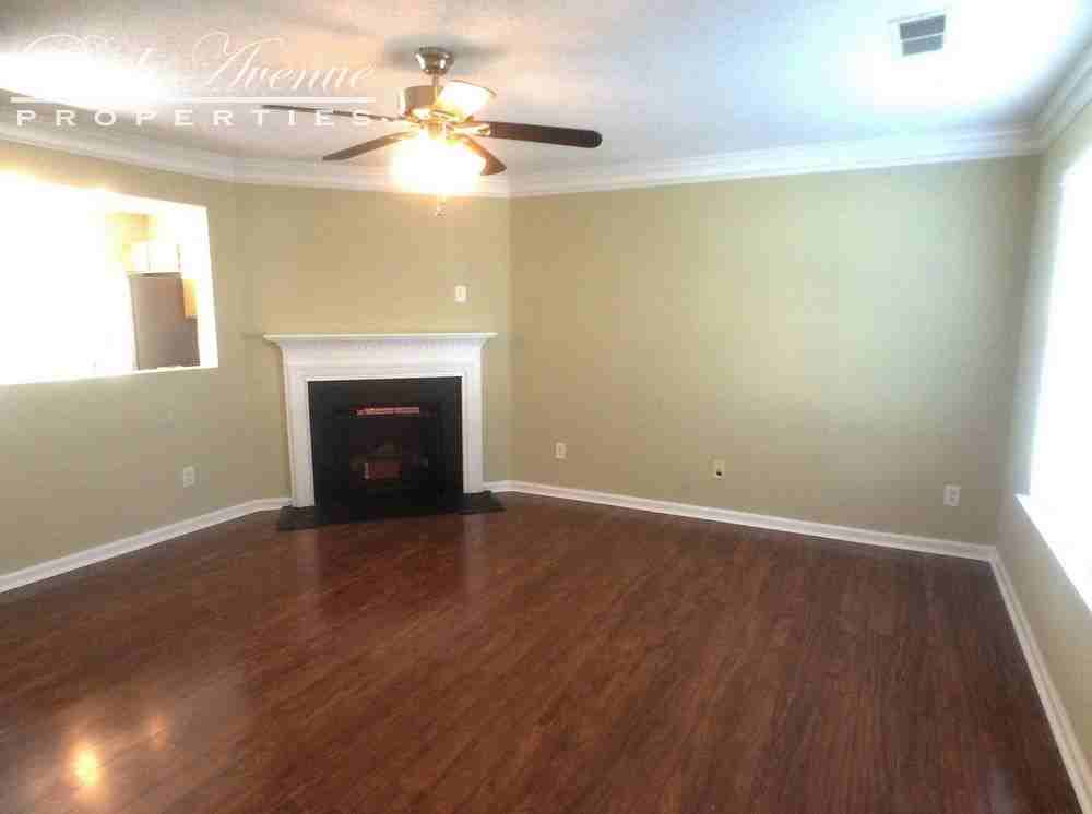 1216 Bicycle Ct - Photo 2 of 14