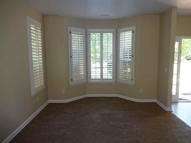 401 Lochmere Ct - Photo 3 of 12