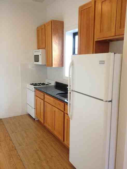 1319 Halsey Street #3R