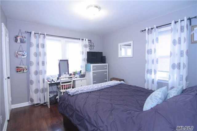 1810 Newbridge Rd - Photo 3 of 9