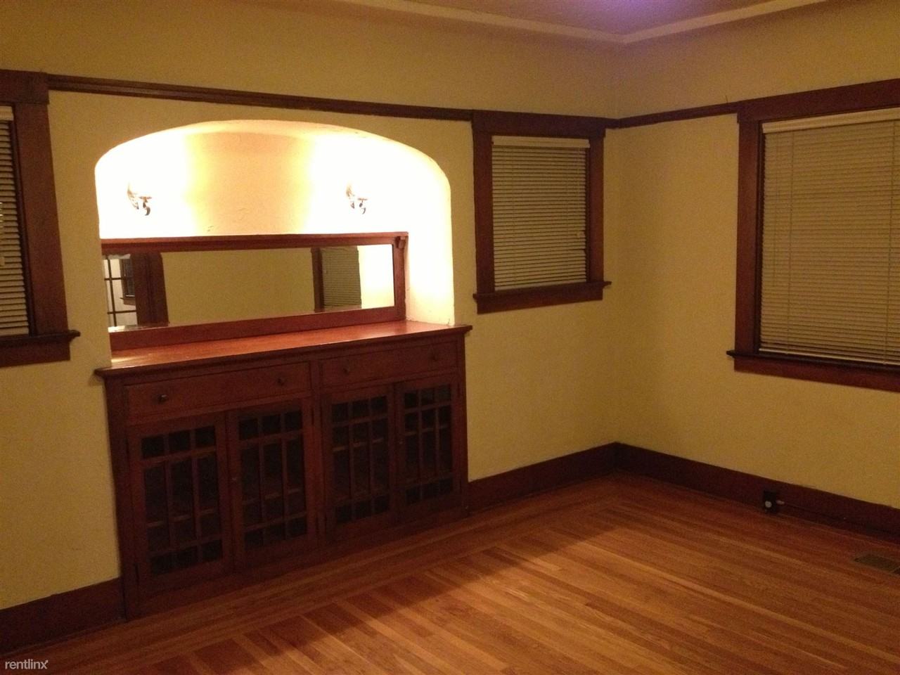 660 Live Oak Ave - Photo 3 of 6