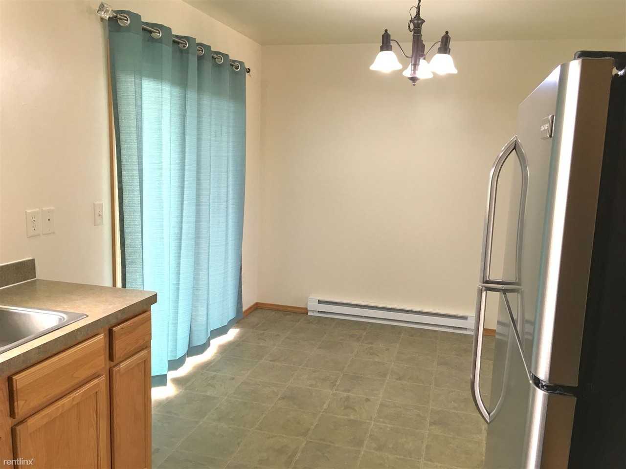 1604 Warehouse Ave - Photo 3 of 23