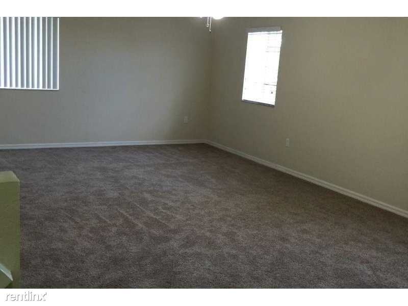 4608 SW 129th Ave - Photo 3 of 5