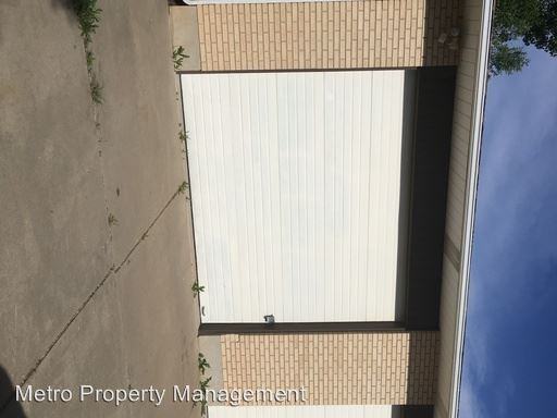 188 N 2000 W - Photo 2 of 4