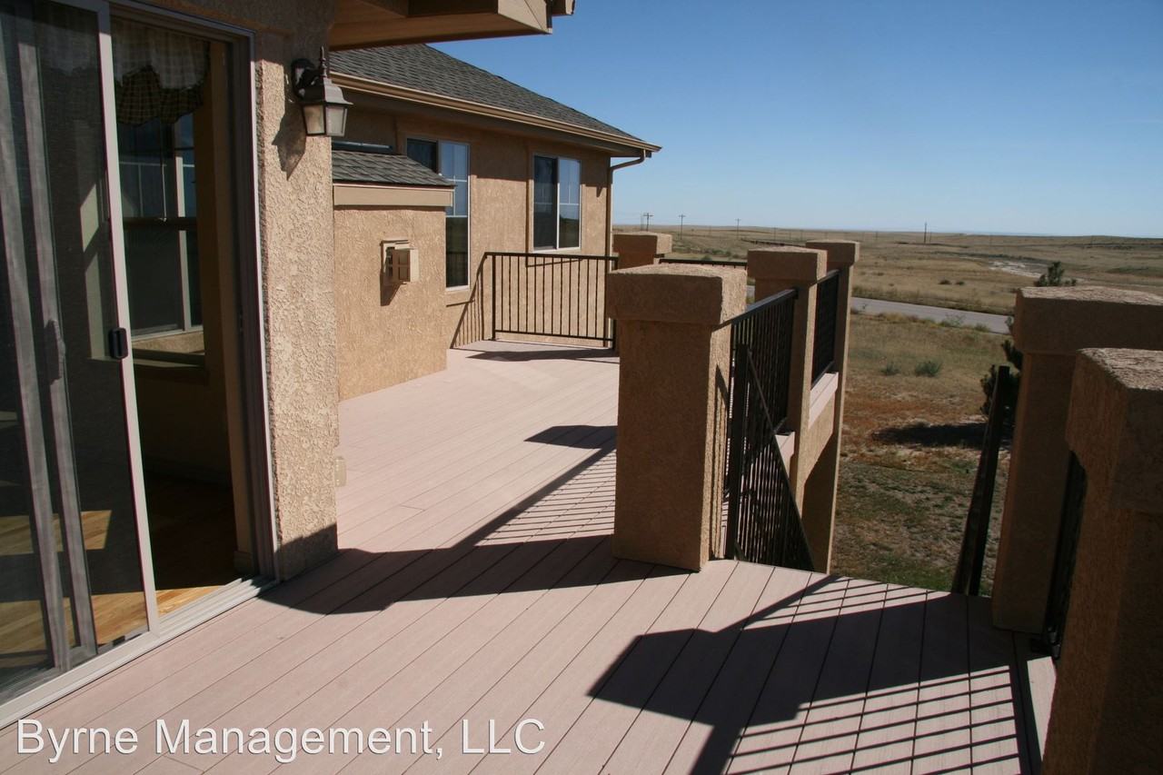 1905 Swigert Way - Photo 3 of 14