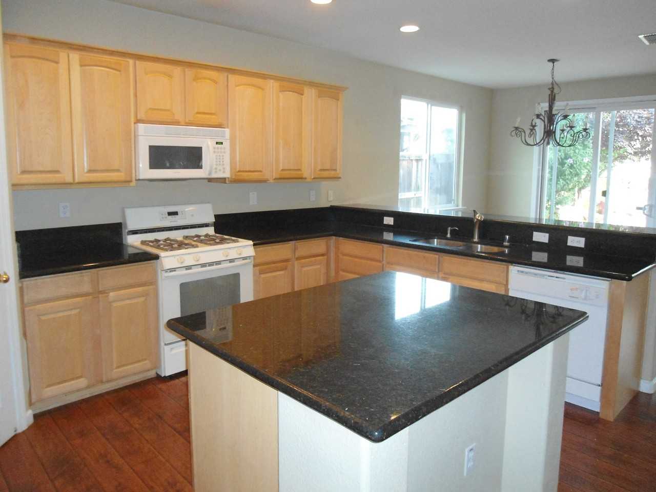 2936 N Platte Way - Photo 2 of 7