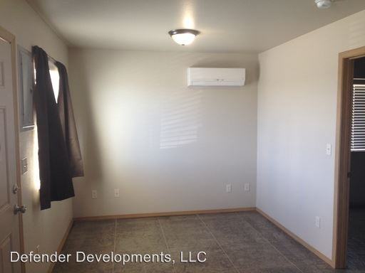 1012 S Tuscany St - Photo 2 of 4