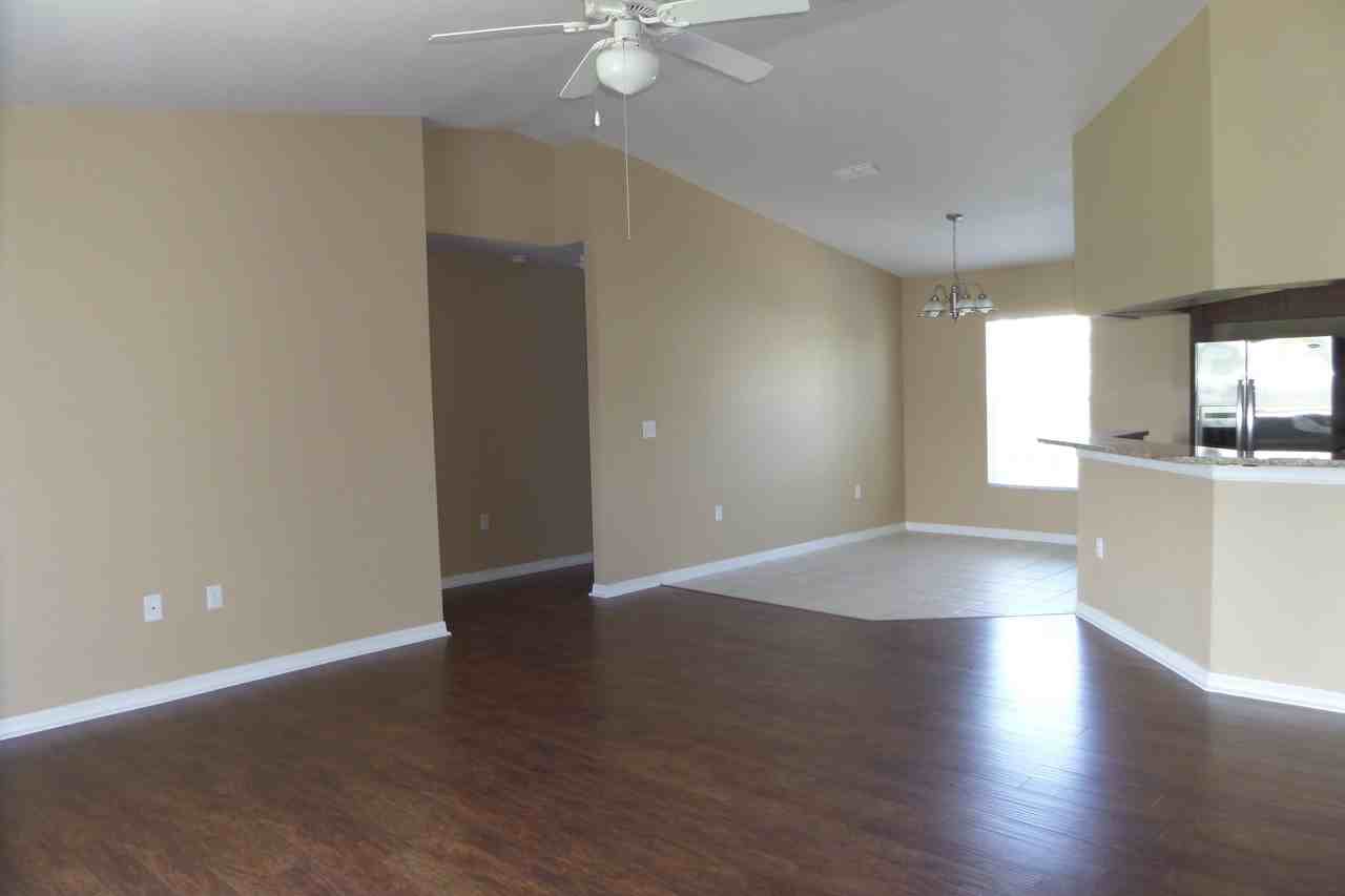 3730 Elmwood Dr - Photo 2 of 12