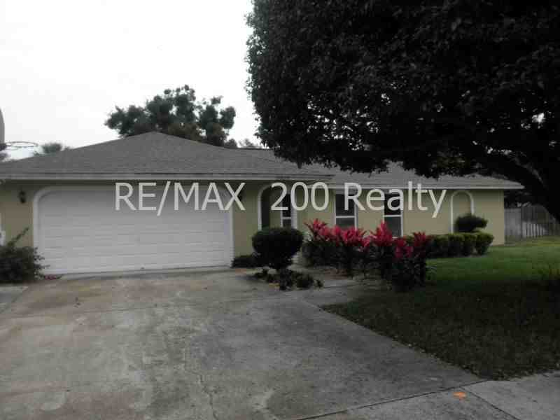 8605 Granada Blvd - Photo 2 of 14