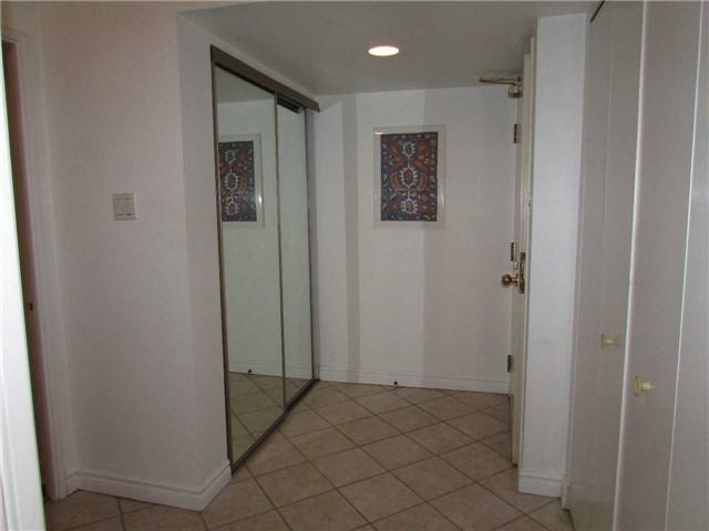 92 King's College Rd - Photo 2 of 4