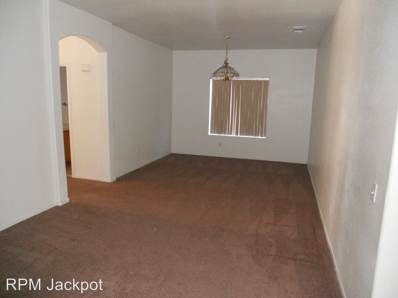 7928 Seabourn Ct - Photo 2 of 10