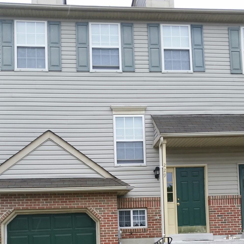 229 Northdown Dr - Photo 2 of 6