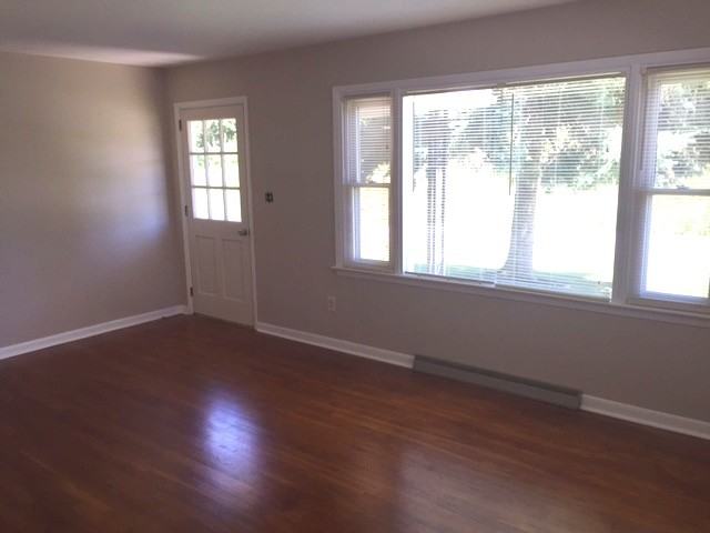 2811 Spangler Rd - Photo 3 of 15