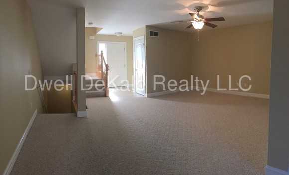 426 N Grainger Ln - Photo 2 of 20