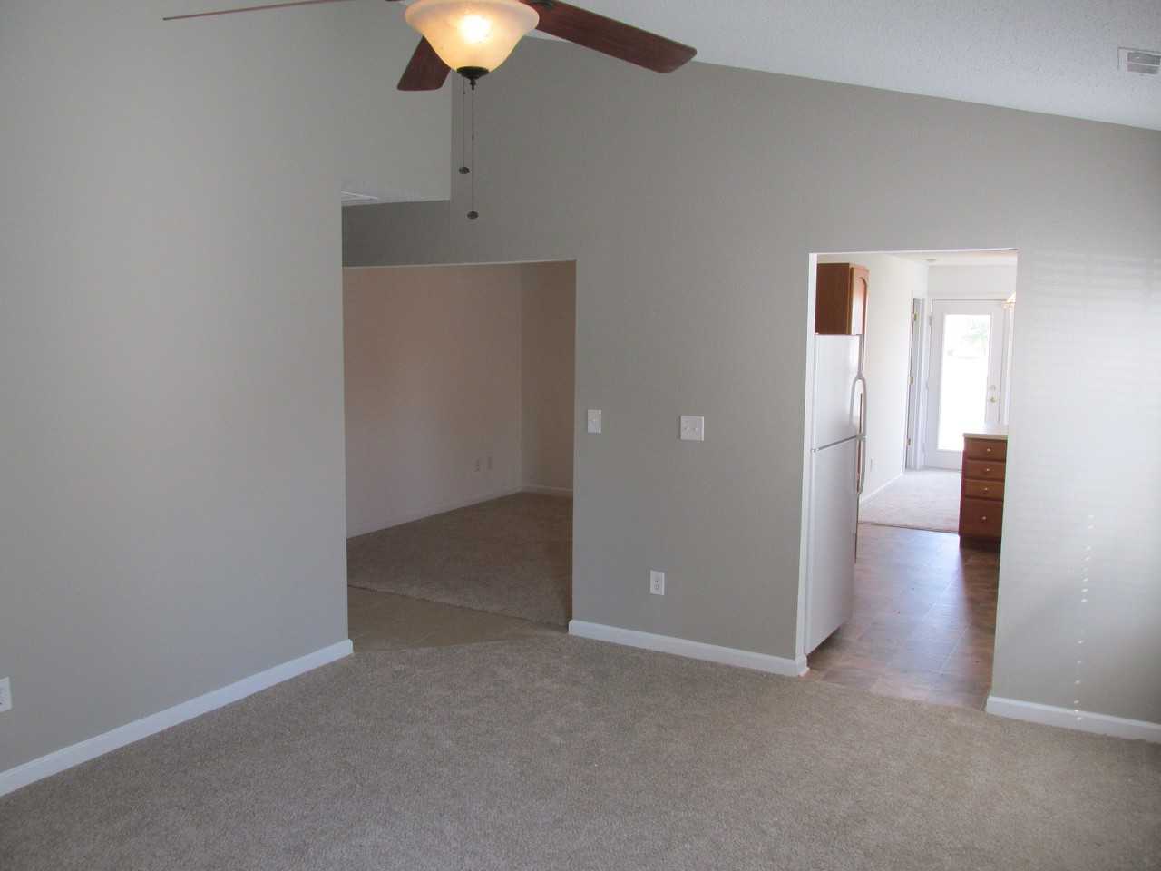 19496 Prairie Crossing Drive - Photo 3 of 17