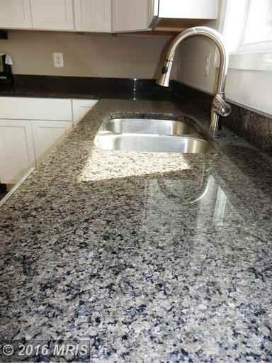 6164 4th St - Photo 2 of 29