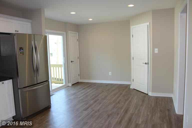 6164 4th St - Photo 3 of 29