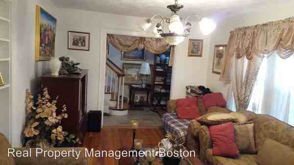 203 Dana Ave - Photo 2 of 5