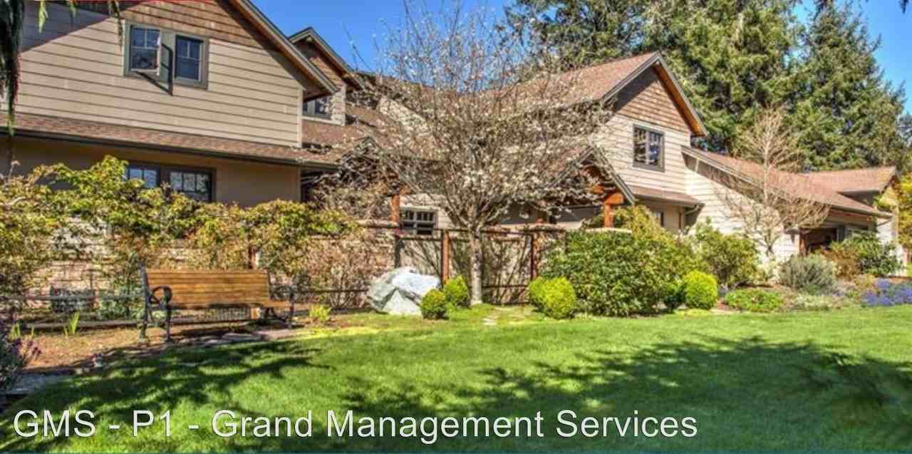 66821 Robin Rd - Photo 2 of 32