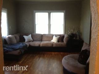 234 E Allegan St - Photo 3 of 5