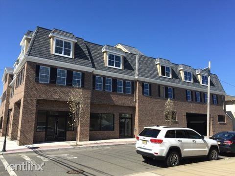 339 Union Blvd - Photo 3 of 3