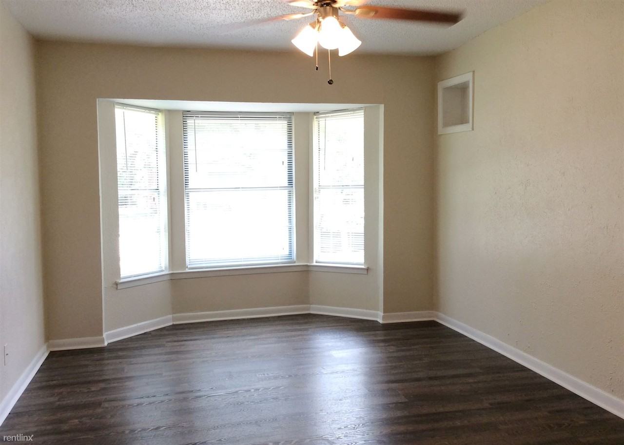 1332 Ridgeview St - Photo 3 of 3