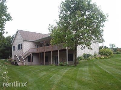 6110 Robertson Rd - Photo 2 of 6