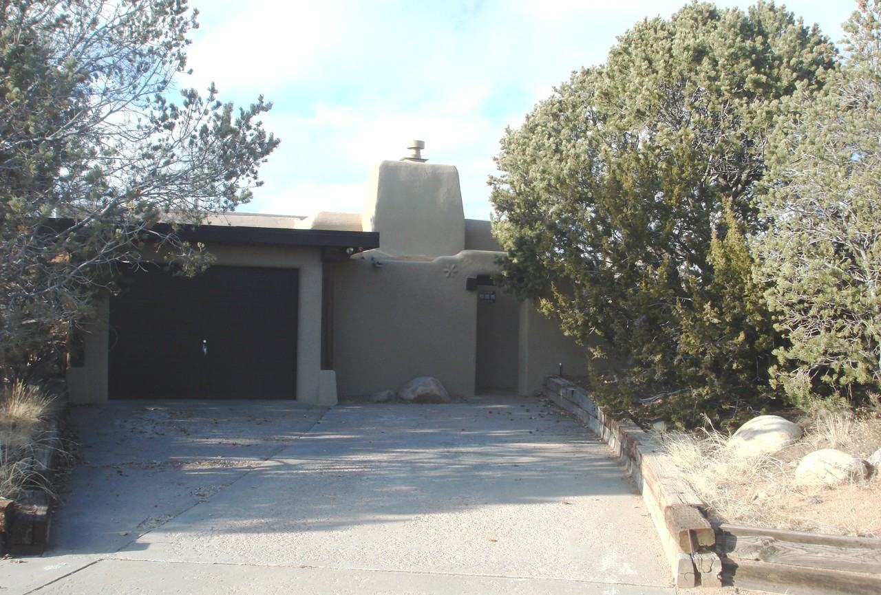 501 Calle De Leon - Photo 2 of 18