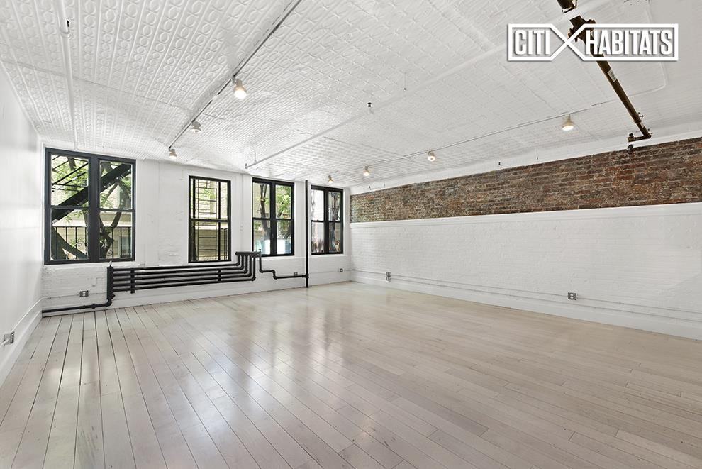 19 Bleecker St #2W - Photo 3 of 4