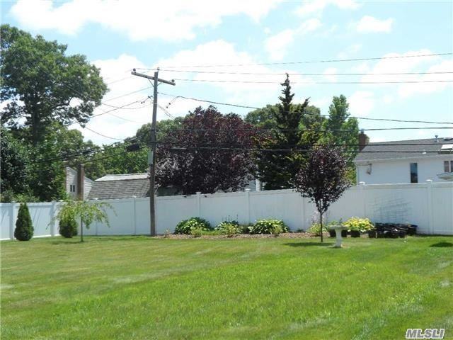 86 Genesee Dr - Photo 3 of 4