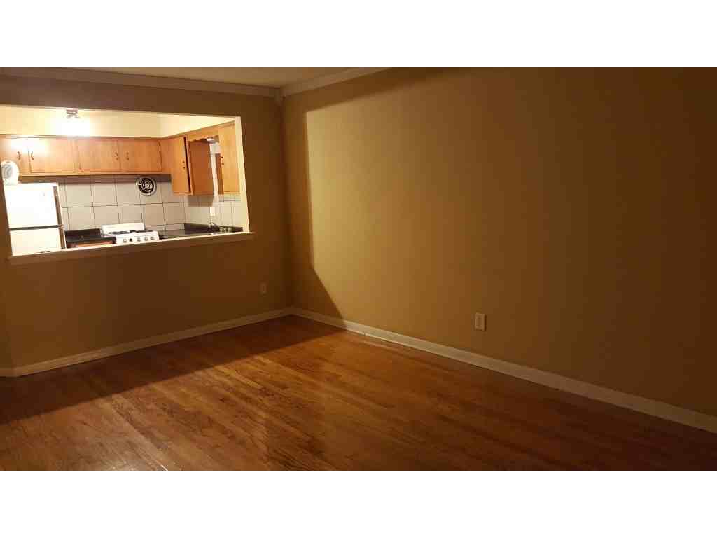 1733 N. Cambridge Ave. - Photo 3 of 17