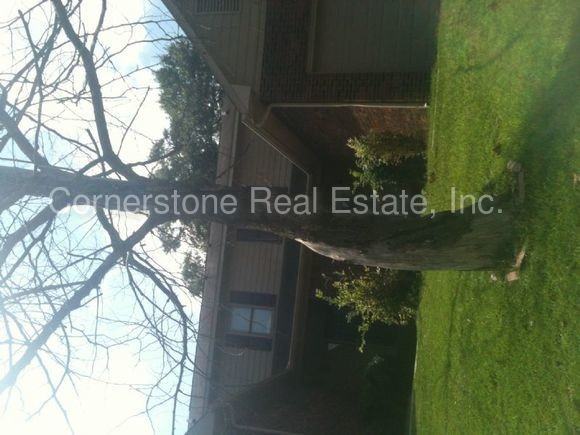 2579 Gotts Ln - Photo 3 of 7