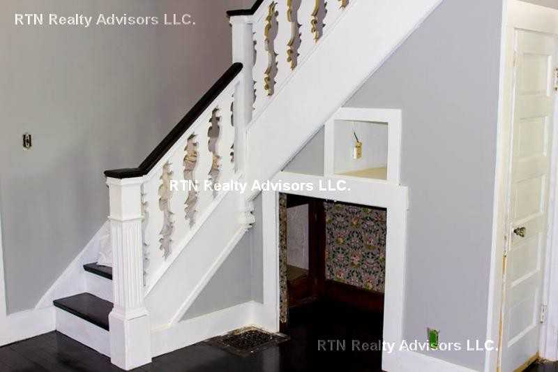 98 Stow St - Photo 3 of 6
