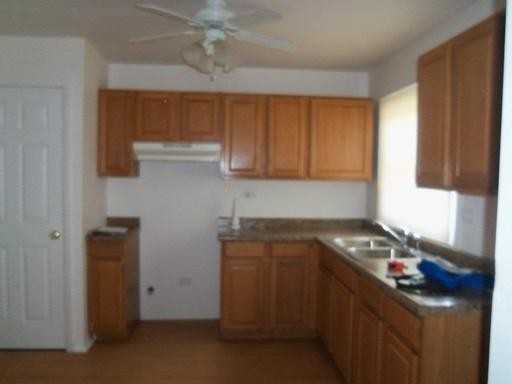 22550 Jeffrey Ave - Photo 2 of 9