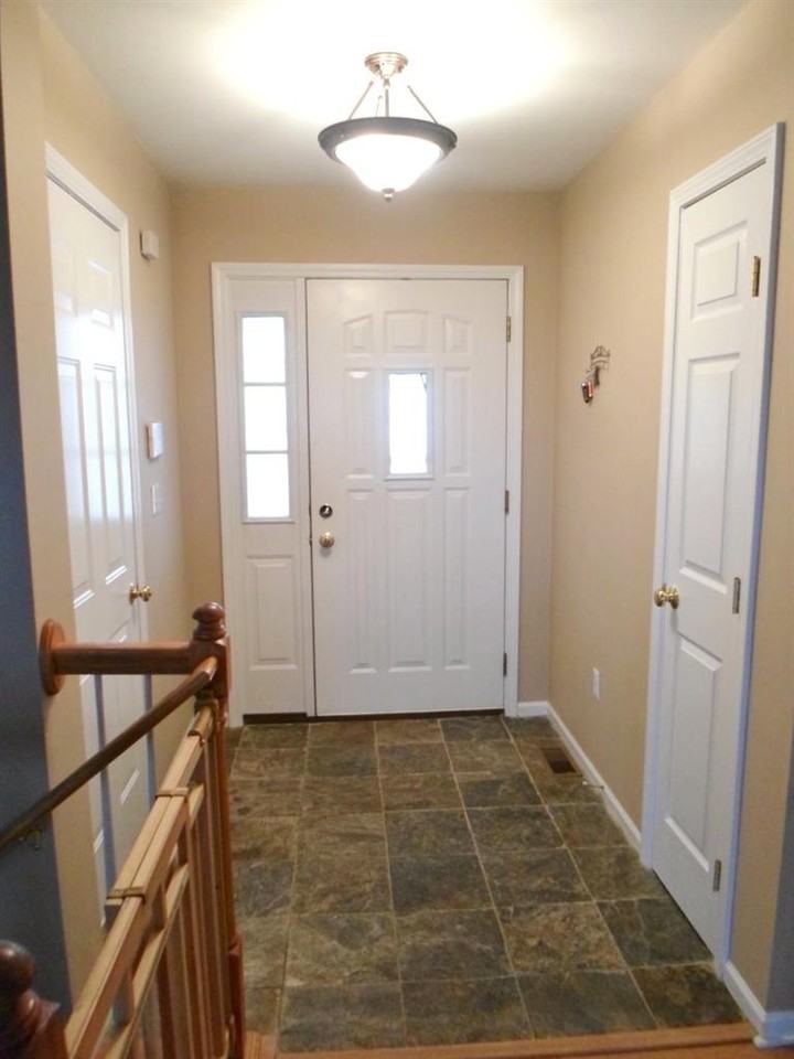 750 Bluebird Ln - Photo 2 of 33