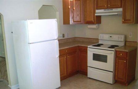 106 Colony Rd - Photo 3 of 8