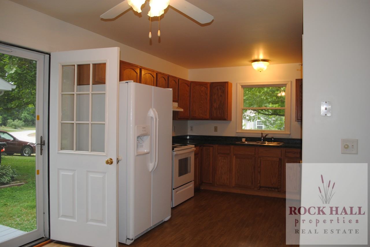 6206 Dorlon Drive - Photo 2 of 6