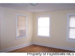 120 Buckingham Ave - Photo 3 of 8