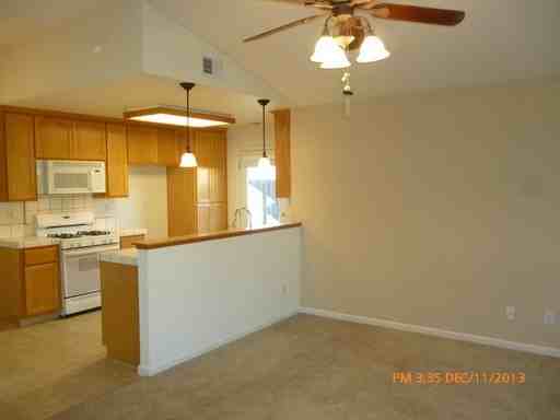 652 Village Dr - Photo 3 of 7