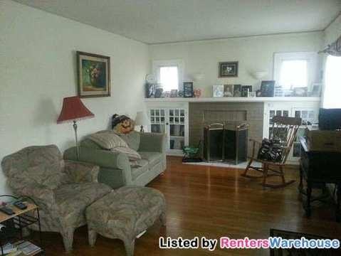 2314 McDougall Ave - Photo 2 of 9