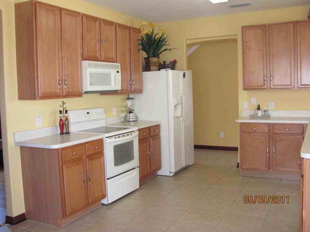 1887 Barrington Cir - Photo 3 of 12