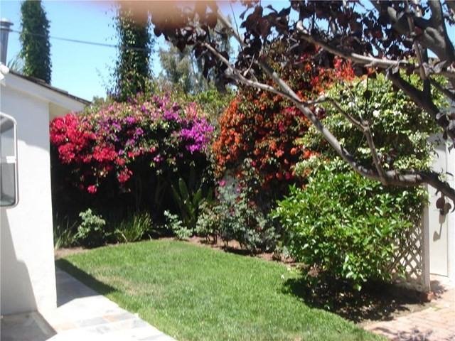 2585 Crestview Dr - Photo 2 of 4